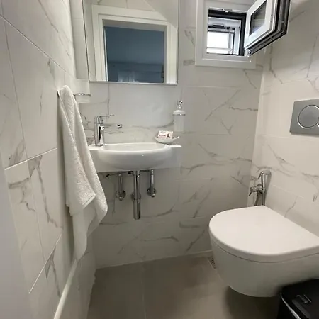 Vila Villanaxosgr - Than A Naxian House *